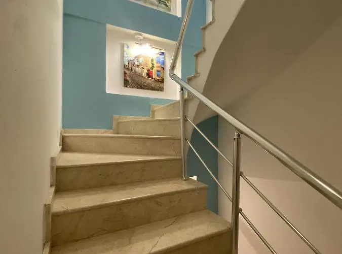 Hotel Larimar