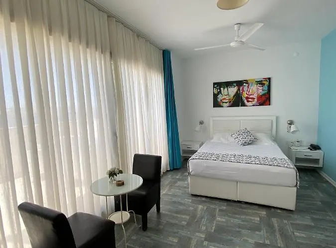Larimar Hotel Çeşme