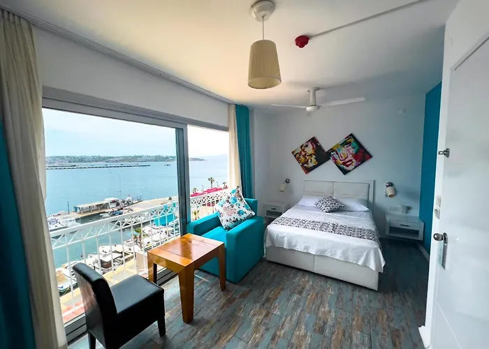 Larimar Hotel