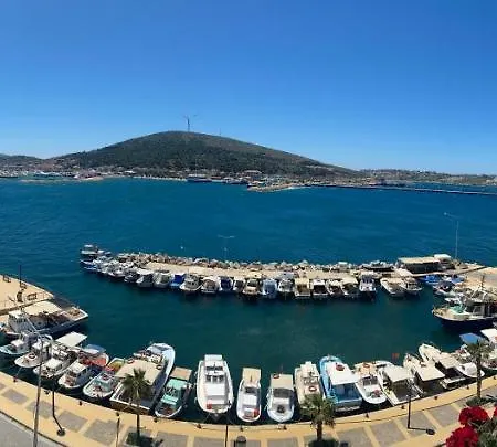 Larimar Çeşme