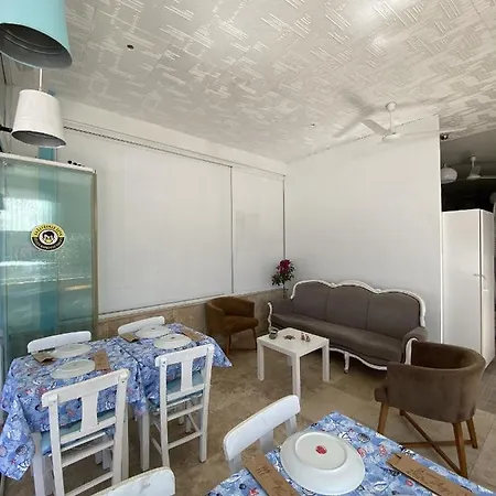 Larimar 酒店 Çeşme