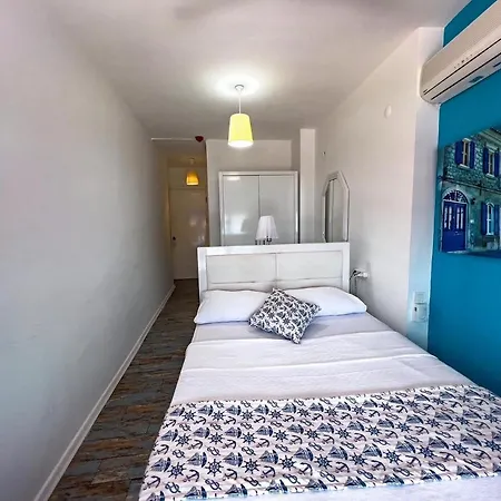 Larimar Cesme