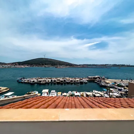 Larimar Hotel Cesme
