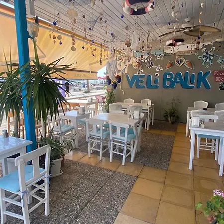 Hotel Larimar Cesme