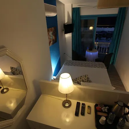 Larimar Hotel Çeşme