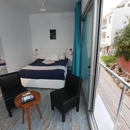 Hotel Larimar Cesme